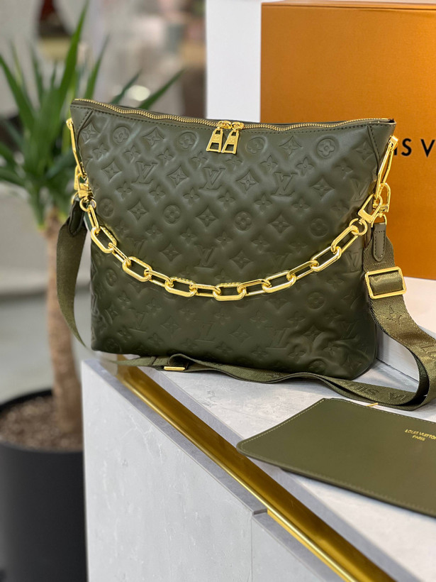 نام مدل: کیف دوشی لویی ویتون (Louis Vuitton) مدل Coussin طرح Monogram Empreinte 