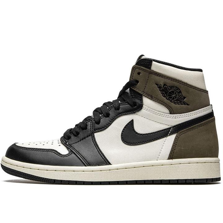 کفش ورزشی نایک مدل Air Jordan 1 High رنگ Dark Mocha (قهوه‌ای مشکی)