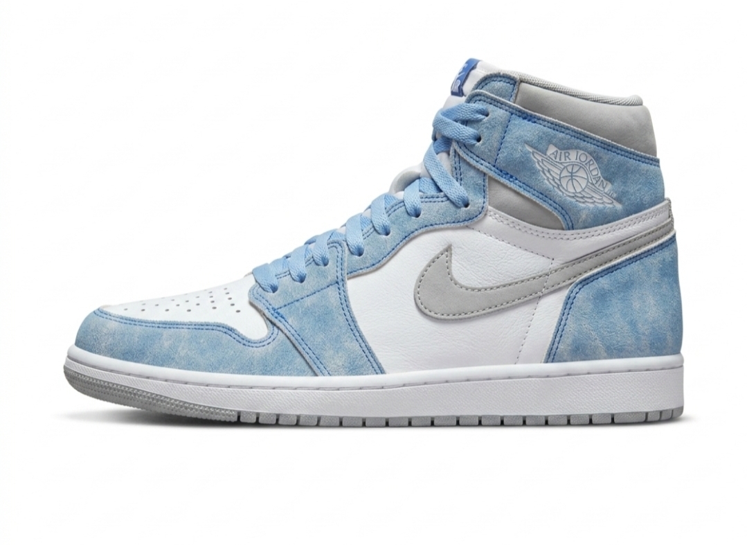 کفش ورزشی نایک مدل Air Jordan 1 High رنگ University Blue (آبی روشن سفید