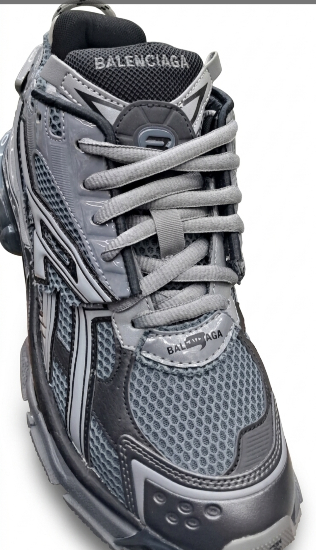 کفش ورزشی بالنسیاگا مدل رانر)مستر کیفیت درجه ۱ (Balenciaga Runner) رنگ خاکستری تیره و مشکی