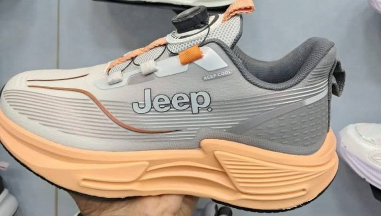 کفش اسپرت بچگانه جیپ (Jeep) مدل بند چرخشی رنگ نارنجی و طوسی