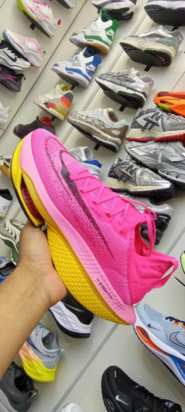 کفش دویدن تخصصی نایکی مدل Air Zoom Alphafly NEXT% 2 رویه AtomKnit صورتی زرد