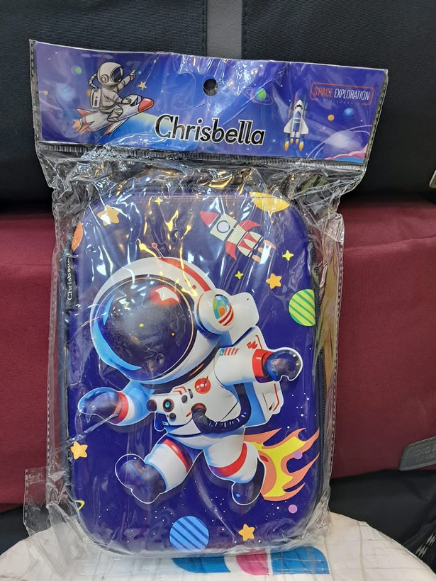 جامدادی و کیف لوازم جانبی کریسبلا طرح فضانورد کهکشانی مدل Space Exploration رنگ آبی سرمهای