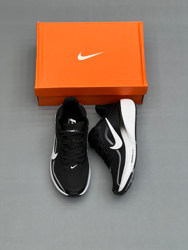 کفش ورزشی مردانه نایک مدل Air Zoom Pegasus 42